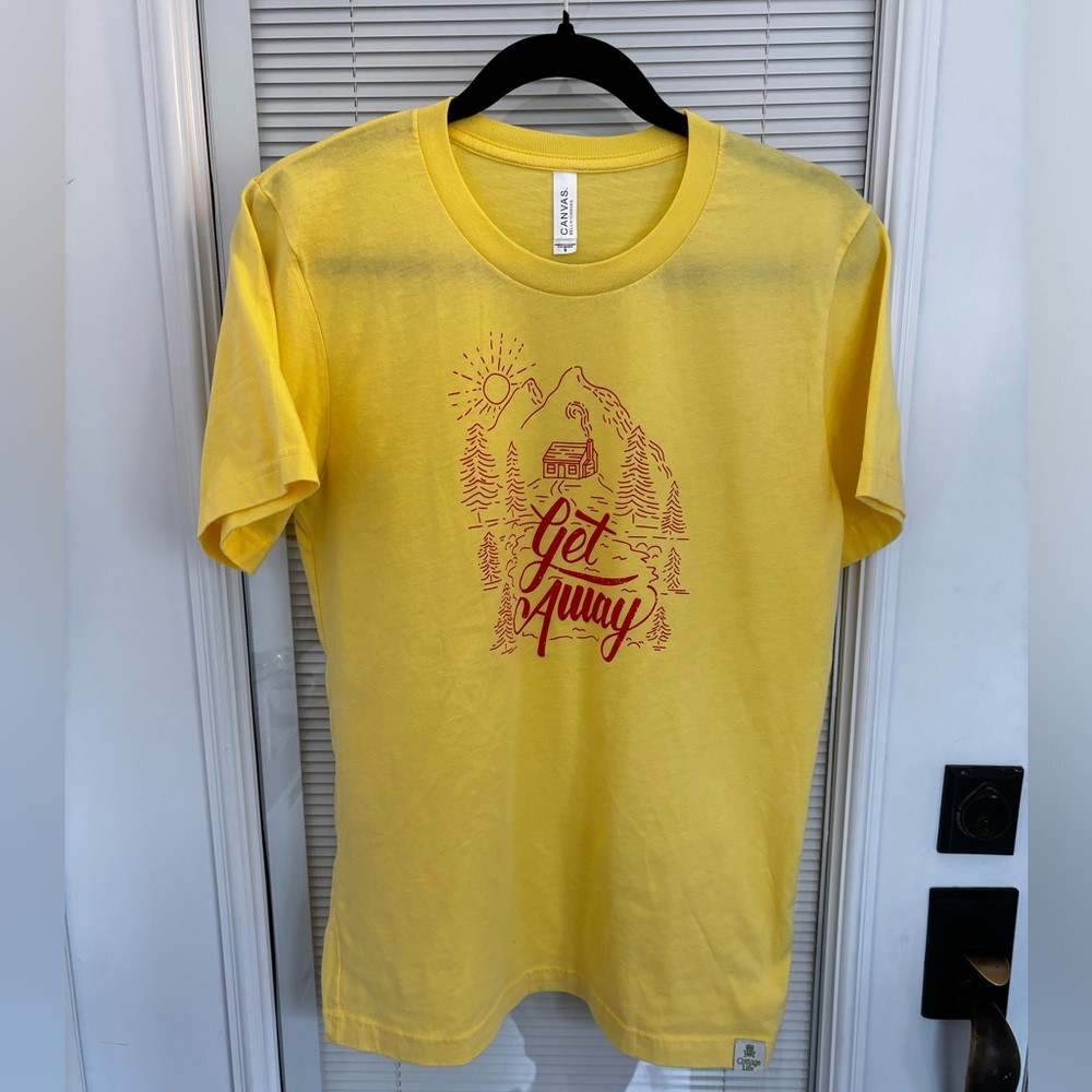 Ladies Small or Kids 13/14 tshirt